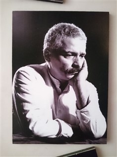 تابلو عکس چوبی مشاهیر موسیقی 63 (13cm*18cm)
